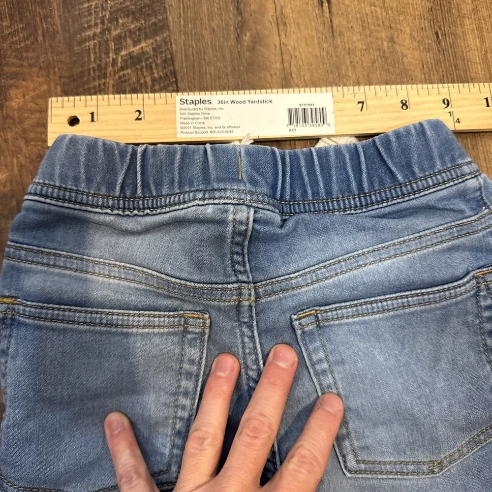 GAP Baby Toddler Boys 2T Pull-On Slim Jeans Light Wash Denim Elastic Waist‎